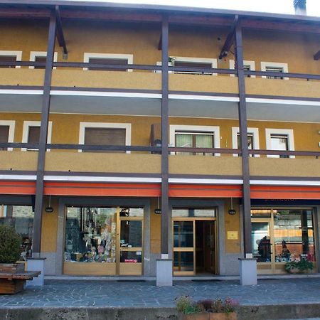 Trilocale In Centro A Chiesa Valmalenco Apartamento Chiesa in Valmalenco Exterior foto